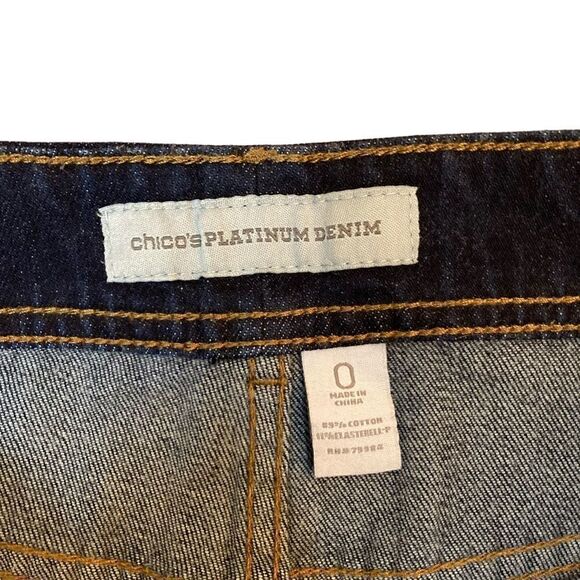 Chico’s Platinum Denim Ultimate Fit, Size 4 (Chico’s Size 0) - Picture 4 of 8